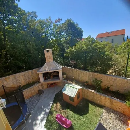 Mar Apartment